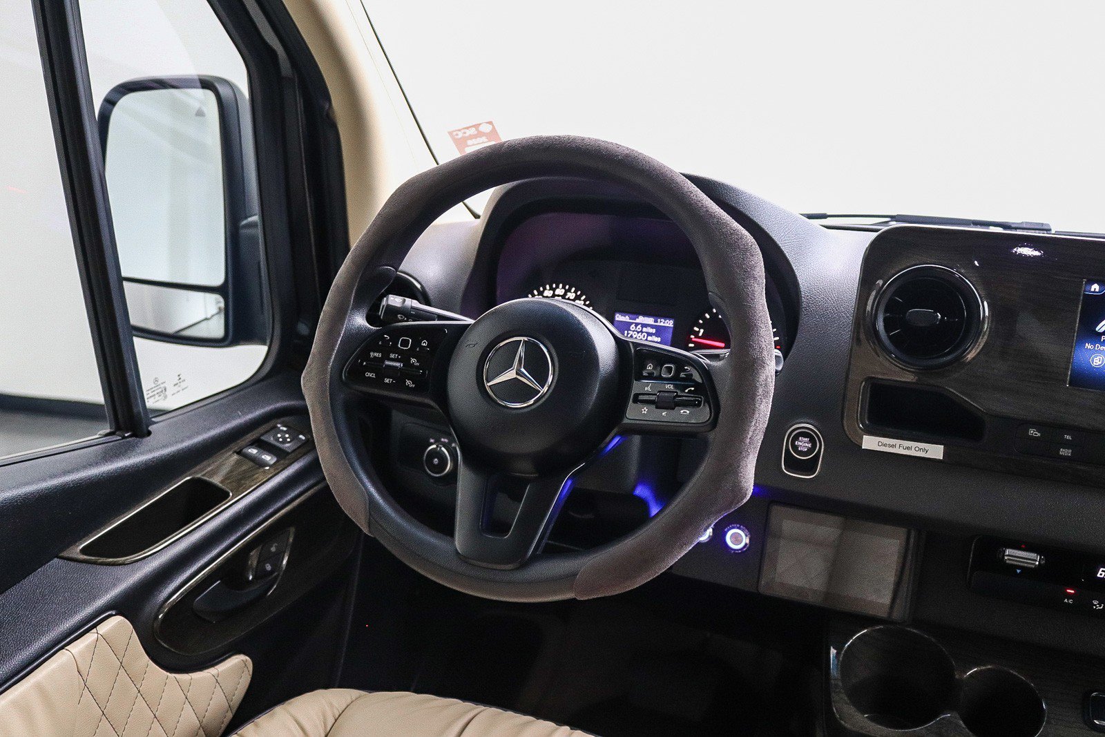 Used 2020 Mercedes-Benz Sprinter 3500 image 18