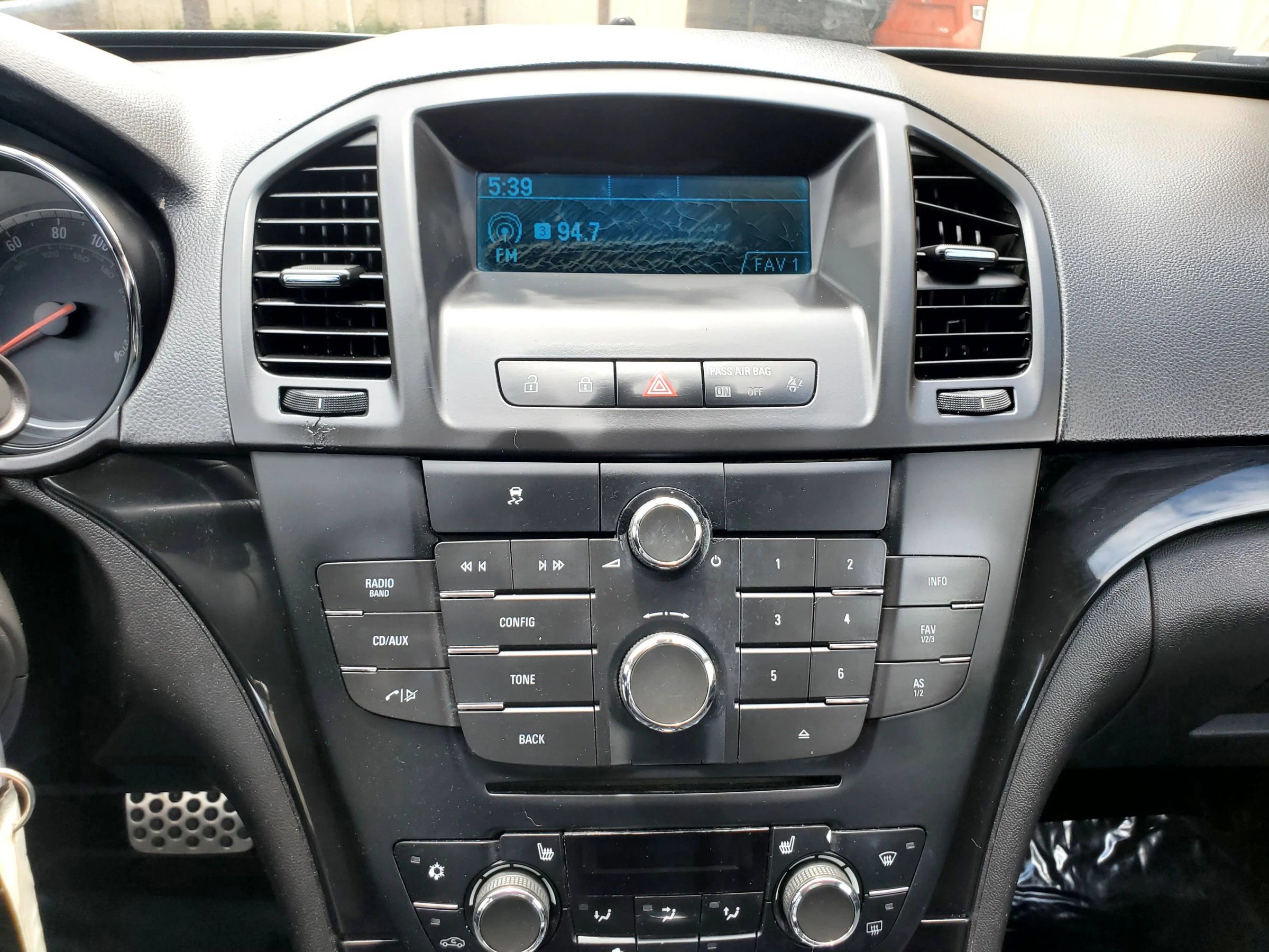 Used 2011 Buick Regal CXL FWD image 41