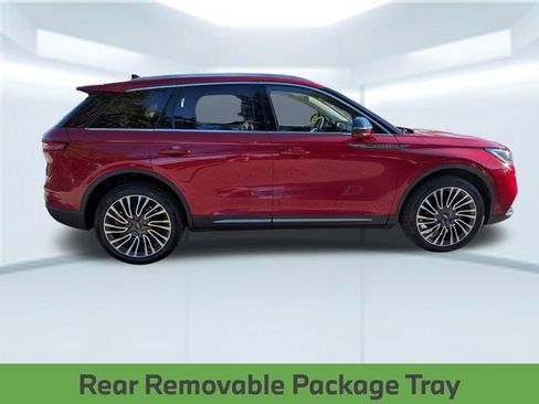 Used 2021 Lincoln Corsair Reserve w/ Equipment Group 201A image 9