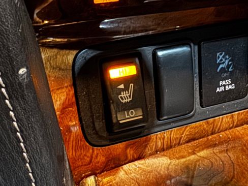 Used 2018 INFINITI QX80 4WD w/ Driver Assistance Package image 32