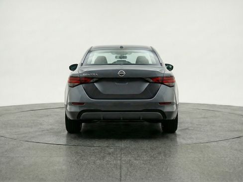 Used 2025 Nissan Sentra SV image 7