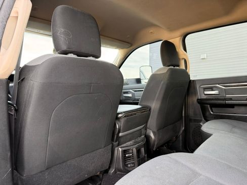 Used 2020 RAM 3500 Big Horn AWD/4WD image 25