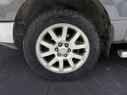 Used 2005 Ford F150 FX4 image 14