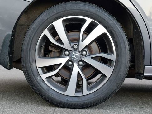 Used 2023 Honda Odyssey Touring image 14