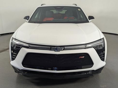 Used 2024 Chevrolet Blazer EV RS image 3
