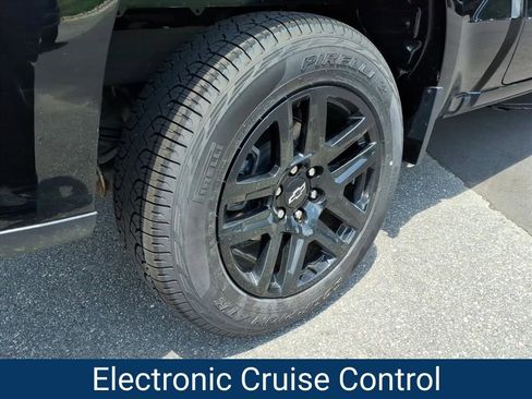 Certified 2024 Chevrolet Silverado 1500 RST AWD/4WD image 28
