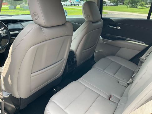 Used 2021 Cadillac XT4 Luxury FWD image 20