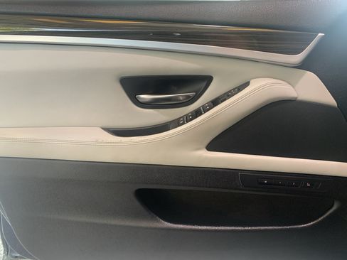 Used 2014 BMW M5 RWD image 29
