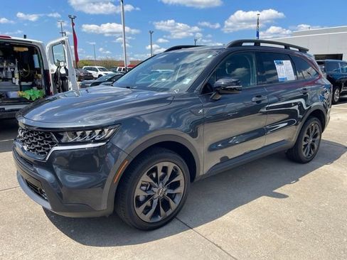 Used 2023 Kia Sorento X-Line EX AWD/4WD image 2