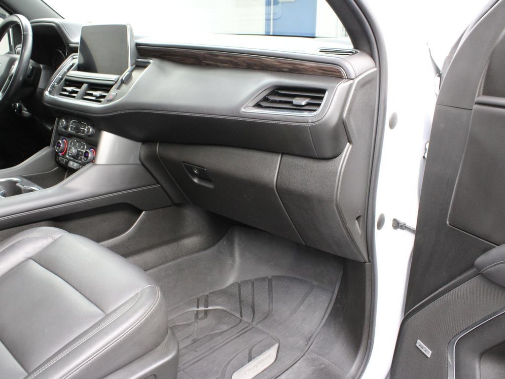 Used 2021 Chevrolet Suburban Z71 AWD/4WD image 33