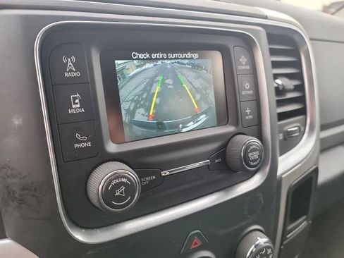 Used 2019 RAM 1500 Classic SLT image 14