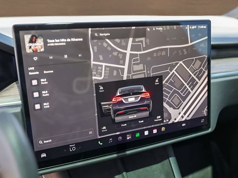Used 2022 Tesla Model X AWD/4WD image 15