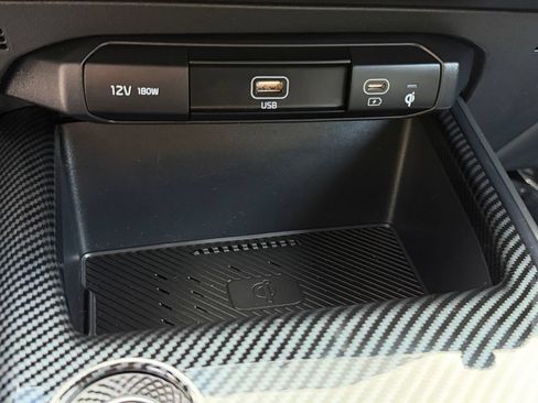 Used 2023 Kia Niro Wind w/ Wind Preserve Package FWD image 24