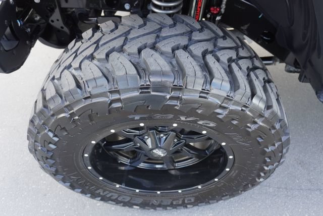 Used 2024 Jeep Wrangler Unlimited Rubicon AWD/4WD image 16