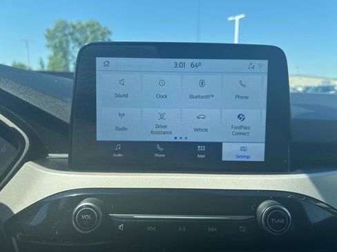 Used 2021 Ford Escape SEL AWD/4WD image 22