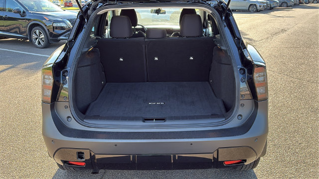 Certified 2025 Nissan Kicks SV AWD/4WD image 25