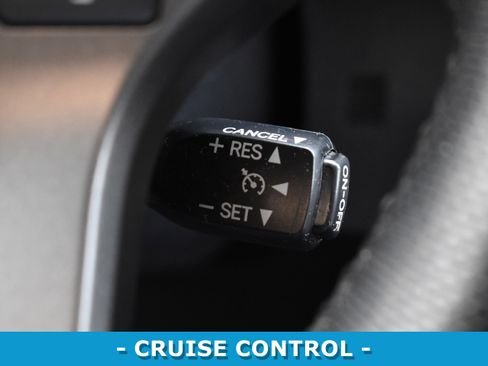 Used 2016 Toyota Tacoma TRD Sport w/ Towing Package image 14