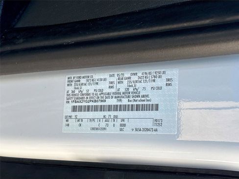 Used 2023 Ford Transit 350 XLT image 35