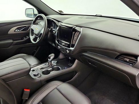 Used 2023 Chevrolet Traverse LT w/ LPO, Floor Liner Package AWD/4WD image 24