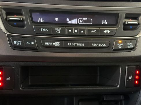 Used 2022 Honda Pilot Special Edition image 23