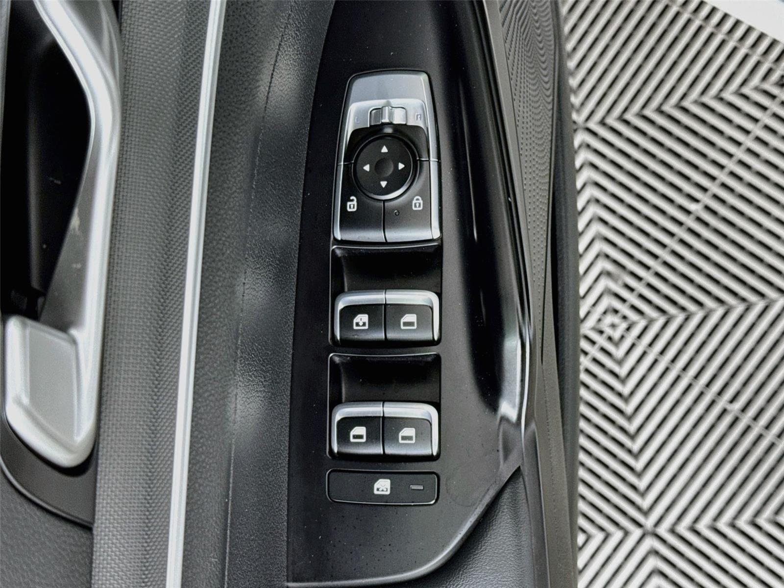 Used 2024 Kia K5 GT-Line w/ GT-Line Premium Package FWD image 19