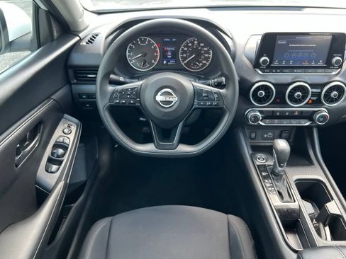 Used 2024 Nissan Sentra S FWD image 32