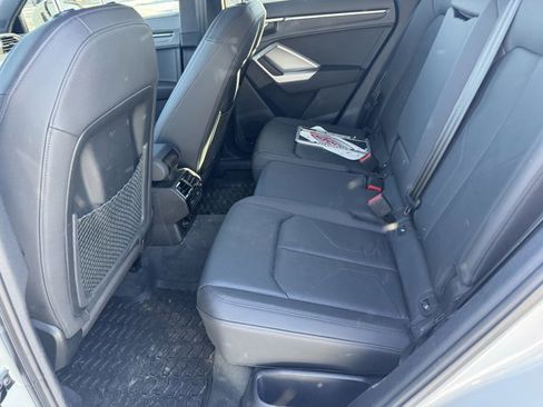 Used 2022 Audi Q3 2.0T Premium Plus image 6