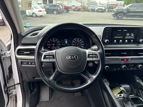 Used 2021 Kia Telluride S FWD image 12
