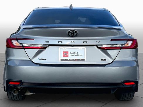 Used 2026 Toyota Camry SE w/ Convenience Package FWD image 5