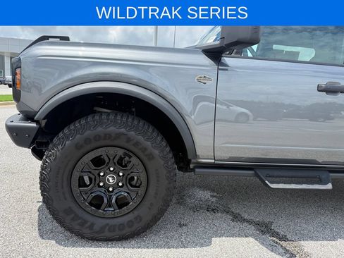 Used 2024 Ford Bronco Wildtrak AWD/4WD image 24