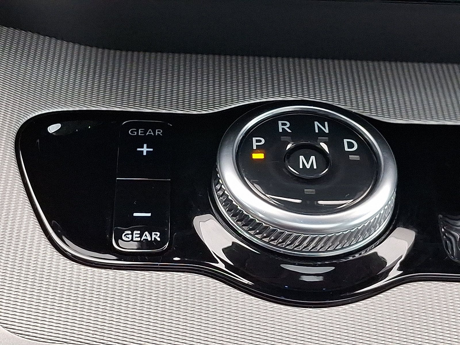 Used 2025 Ford Expedition Active AWD/4WD image 16