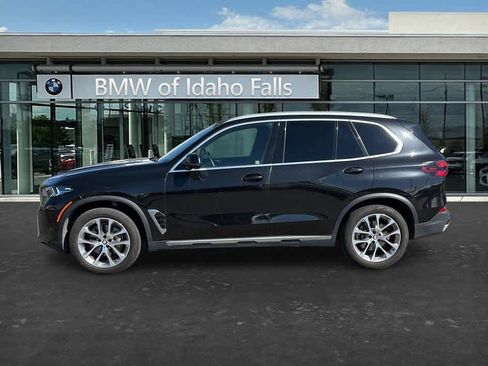 Used 2024 BMW X5 xDrive40i w/ Premium Package AWD/4WD image 4