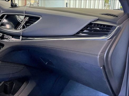 Used 2023 Buick Enclave Essence FWD image 24