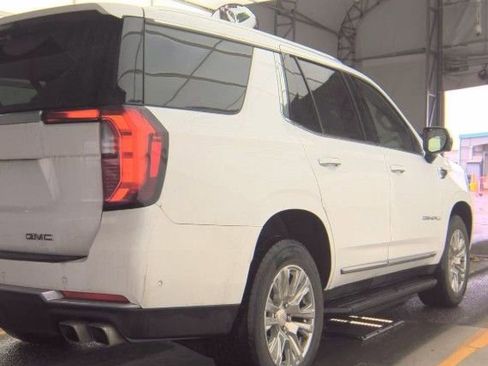 Used 2025 GMC Yukon Denali image 2