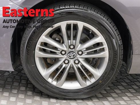 Used 2016 Toyota Camry SE FWD image 31