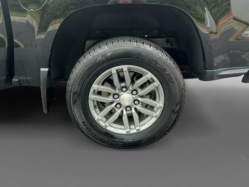 Used 2023 Chevrolet Colorado LT w/ LT Convenience Package II AWD/4WD image 15
