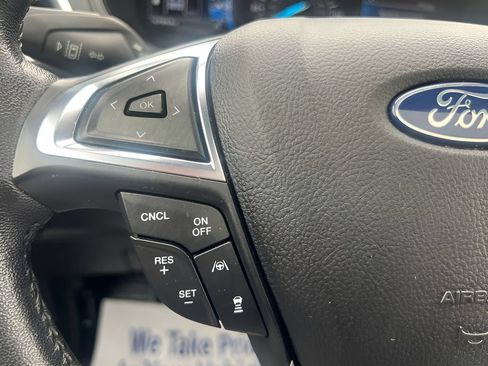 Used 2022 Ford Edge Titanium w/ Equipment Group 301A AWD/4WD image 15