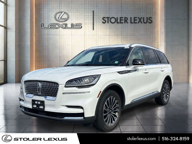 Used 2022 Lincoln Aviator AWD w/ Premium Package image 3