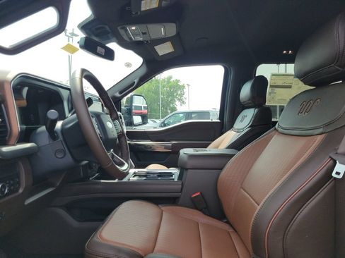 New 2026 Ford F250 King Ranch w/ Chrome Package AWD/4WD image 18