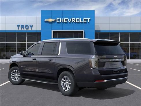 New 2026 Chevrolet Suburban LT AWD/4WD image 3