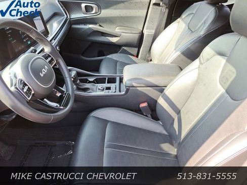 Used 2024 Kia Sorento S FWD image 25