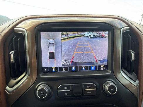 Used 2022 Chevrolet Silverado 3500 High Country w/ Z71 Off-Road Package image 29