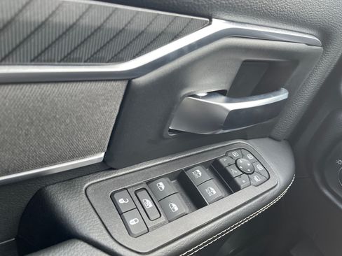 New 2025 RAM 2500 Lone Star AWD/4WD image 22
