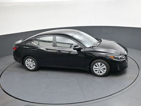 Certified 2025 Nissan Sentra S image 27