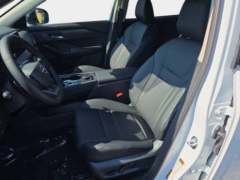 New 2026 Nissan Rogue Dark Armor AWD/4WD image 15