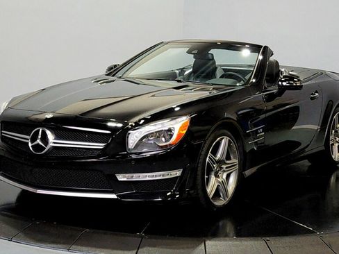 Used 2013 Mercedes-Benz SL 63 AMG image 3