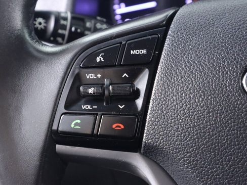 Used 2018 Hyundai Tucson Value AWD/4WD image 12