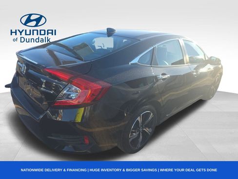 Used 2017 Honda Civic Touring image 3