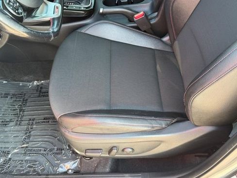 Used 2020 Kia Soul GT-Line Turbo FWD image 24