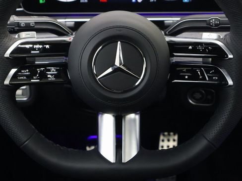 New 2026 Mercedes-Benz GLS 450 4MATIC image 17